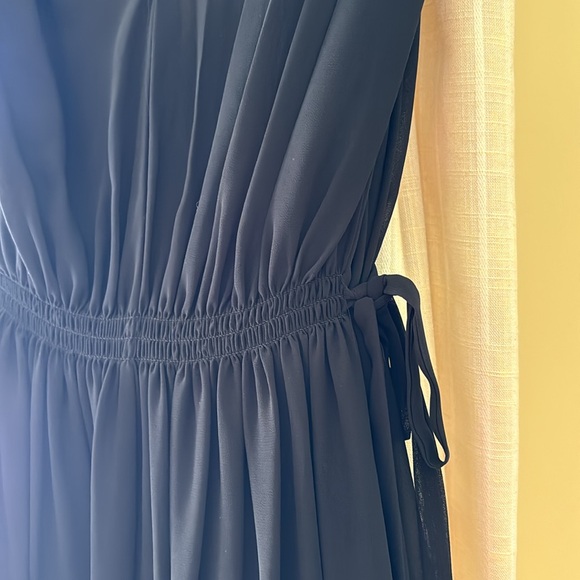 Fabulous Black dress. Super flattering! Anthropologie - Picture 3 of 4